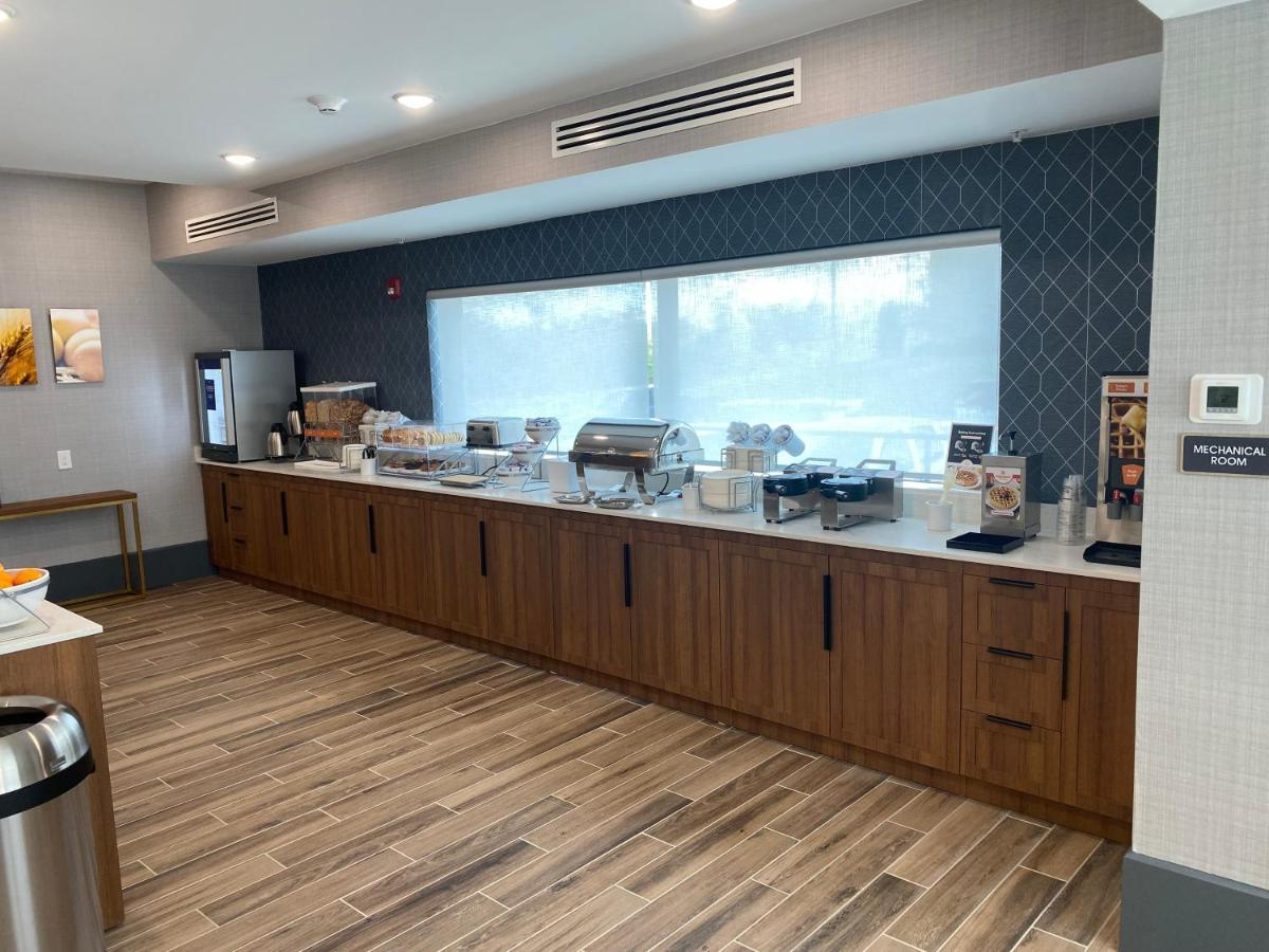 Comfort Inn & Suites Gallatin - Nashville Metro Екстер'єр фото