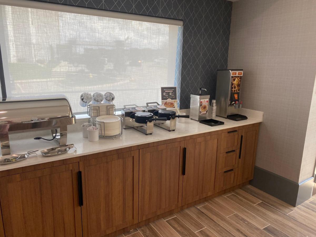 Comfort Inn & Suites Gallatin - Nashville Metro Екстер'єр фото